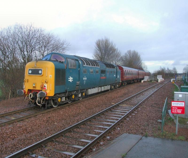 Photo of 55022 at the rear of 5Z18 Carnforth - Bo'ness.
