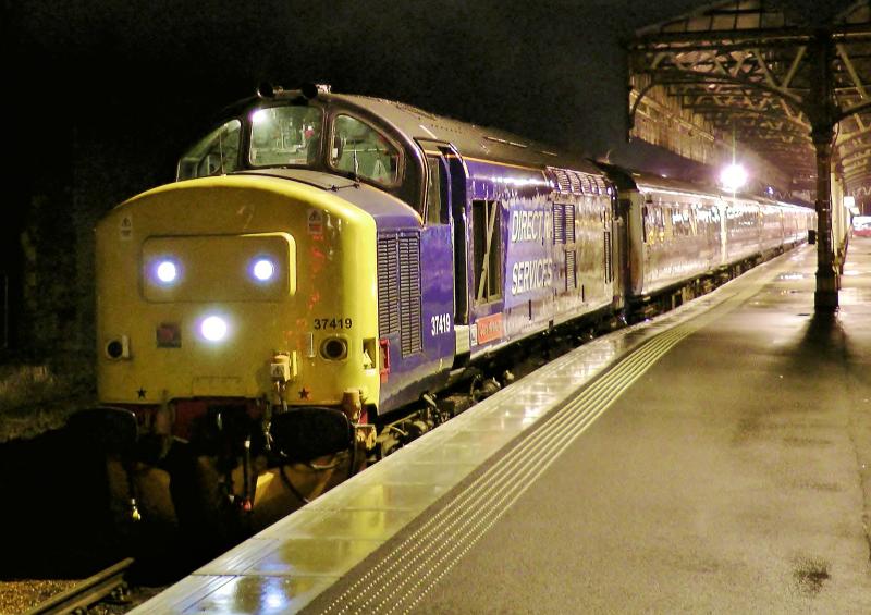 Photo of 37419 1M16 Inverness to London Euston (21/12/12)