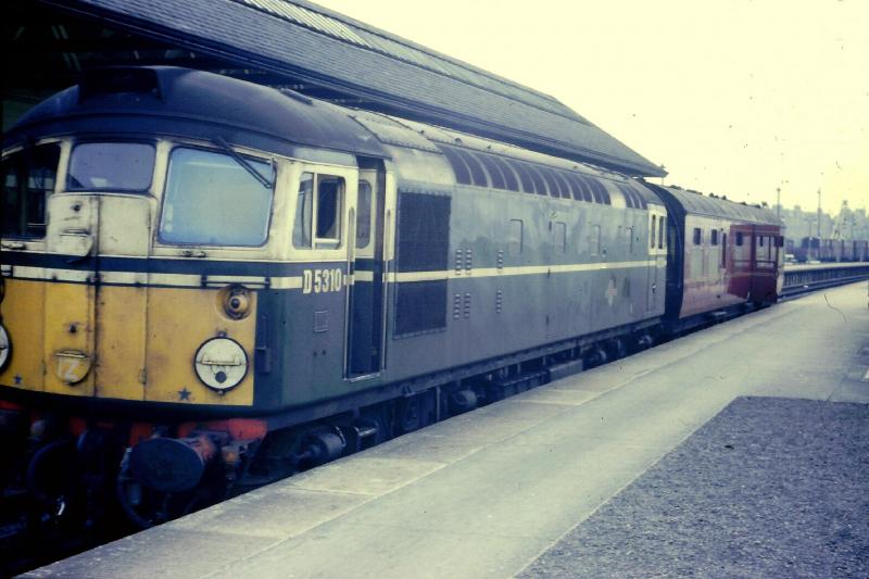 Photo of D5310 at Montrose