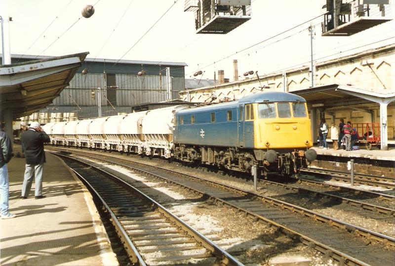 Photo of 85013 Carlisle station 23/04/1988