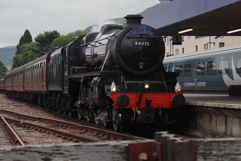Photo of 44871 Drifting into Fort William