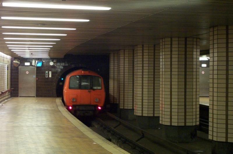 Photo of Subway at Partick (01-Mar-2003)