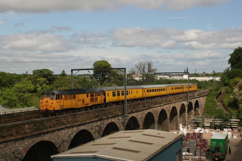 Photo of 31602 on Slateford Viaduct