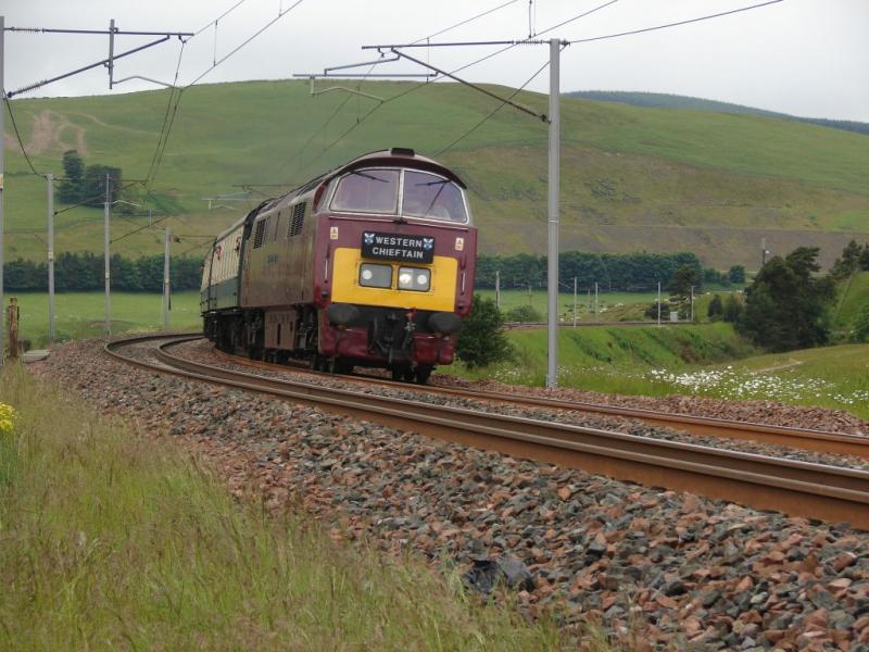 Photo of D1015 Climbing Towards Beattock (southbound on 21.06.09)