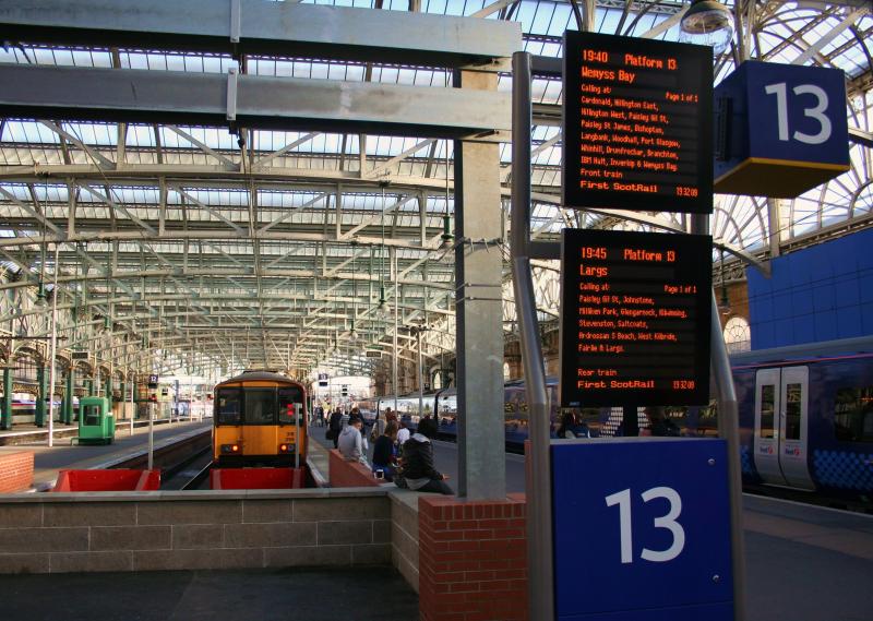 Photo of 318259 Glasgow Central 020711
